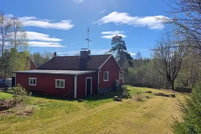 Image de Gemütliches Ferienhaus, im Wald in der nähe von Munkfors und Råda.