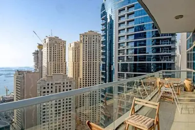 Image de Homey 1-Bedroom Apartment with Balcony Views in Dubai Marina