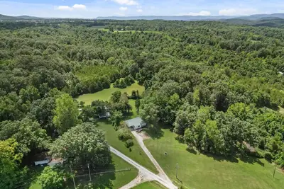 BuffaloRiver 15Min | Hot Tub • Trails • FirePit