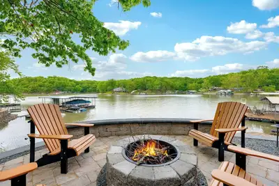 Image de Trails End Hideaway – Waterfront