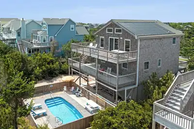 Image de Sandescape: Oceanfront | Pool | Pet-Friendly