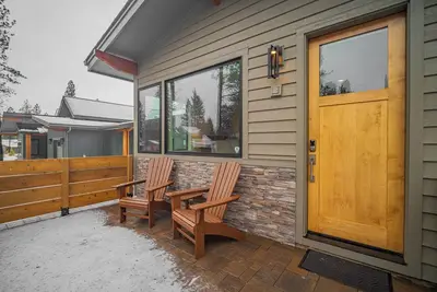 Image de Family Forest Escape with Access to Forest House