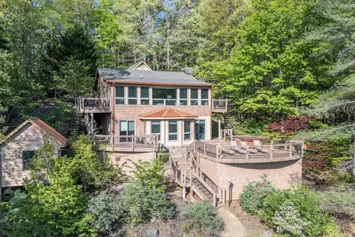 Image de Echoes On The Lake - Blue Ridge Ga