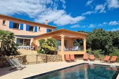 Image de Villa de rêve avec vue exceptionnelle sur l’Hérault - 8 couchages - Faugères