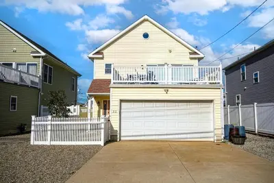 Image de Spacious 5-bedroom house in delightful Seaside Park with Ac, WiFi
