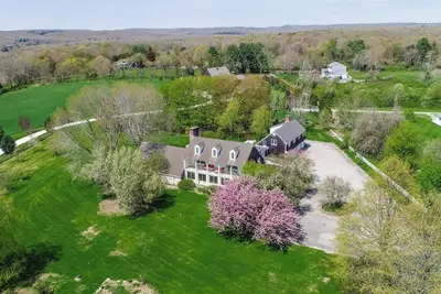 Image de Spacious 7-bedroom house Stonington with amazing views.
