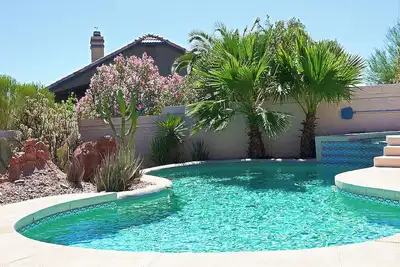 Image de Southwestern House w. Breathtaking Mountain Views, Priv Pool & Spa, Patio, Bbq