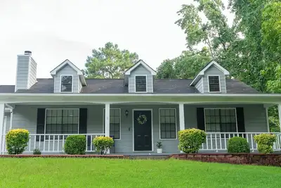 Image de Charming 3-bedroom house in Jonesboro 15 Minutes from Downtown Atl
