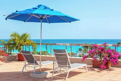 Image de Royal Islander La Terrasse Large 1 Br in Maho w/Ocean Views & Vibrant Sunsets