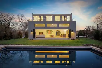 Image de Hamptons Retreat w/Pool & Views