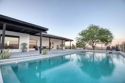 Image de Luxury 3 bedroom Villa with Salt Water Pool and Spa on 5 acres