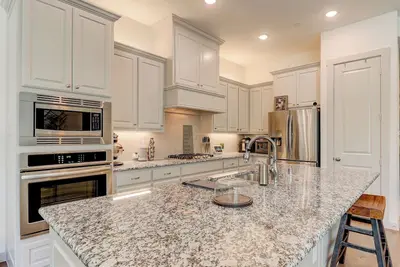 Image de Modern 2 Br Close to Nytex & Dfw - Ev Charging