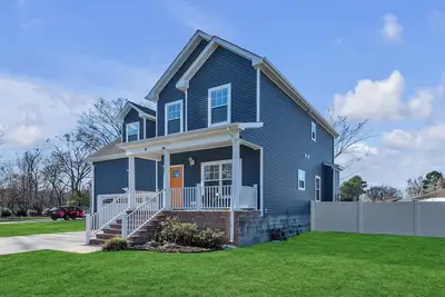 Image de A Calm Haven in A Beautiful City