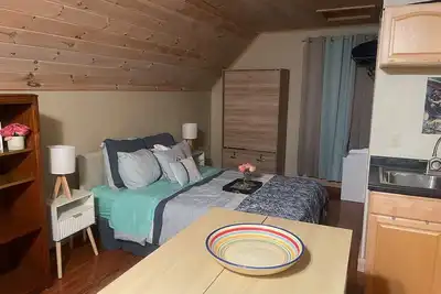 Image de Cozy studio with WiFi in charming Cooperstown