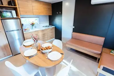 Image de Mobilheim 4 Trèfles 3 Zimmer 4 Personen Klimaanlage