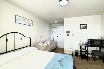 Image de En-suite Room--Rainier Mountain View room, 7 mins to Tacoma Dome