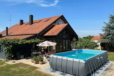 Image de Maison confortable à Cakovec avec sauna