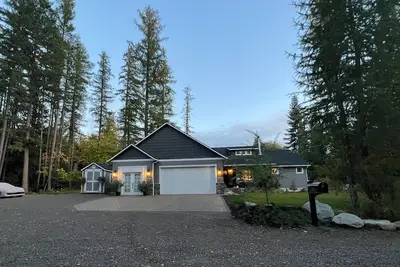 Image de Charming Home On Acreage -Woodburning Fireplace, Luxury Kitchen, Fast Wifi