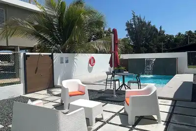 Image de Newly Remodeled! Spacious 3 bedroom, near-water house in Las Picuas, Río Grande.