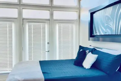 Image de Vanity 1. 5 Bedroom Loft in Downtown Fort Worth Charming apartment