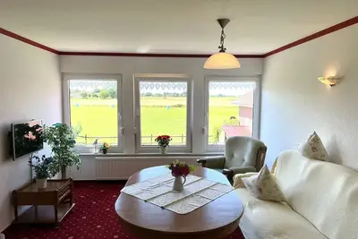 Image de Appartement 'Heuboden, 80qm' avec terrasse partagée, jardin partagé et Wi-Fi