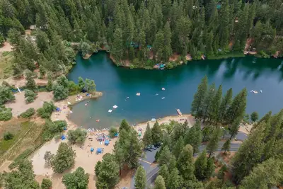 Image de Blue Lake Springs Updated Cabin, Central Ac\/Heat