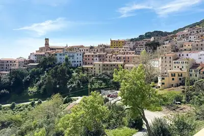 Image de Casa Mirna - in the heart of Rio nell'Eba!