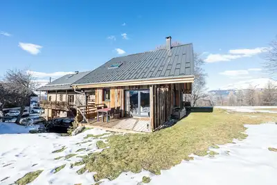 Image de Chalet 'La Grange Des Aiguilles' avec vue sur la montagne, terrasse privée et Wi-Fi