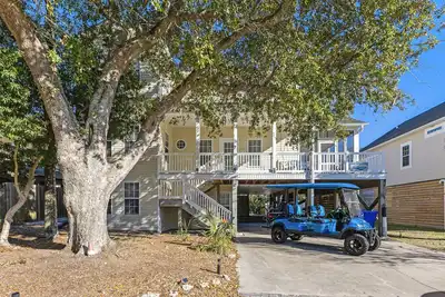 Image de Amazing 6 Br Home with Golf Cart Included, Near Beach, Sleeps 16
