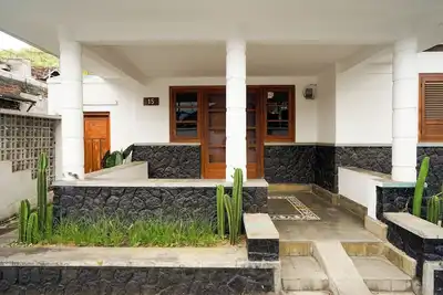 Image de 7br Villa Kamandalu - Oase Klasik Modern di Kota Batu