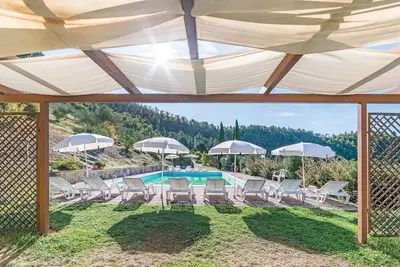 Image de Belle maison Ă Dicomano avec WiFi