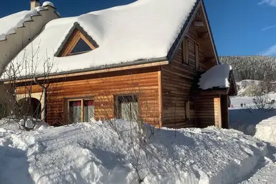 Image de gîte au pied des pistes de ski de fond à Autrans