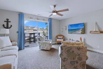 Image de 510 One bedroom beach/golf condo with indoor/outdoor pools and 3 1/2 Miles to Sunset Beach