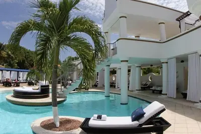 Image de Luxurious 6-Bedroom Resort Villa with Private Pool, WiFi in amazing Puerto Plata