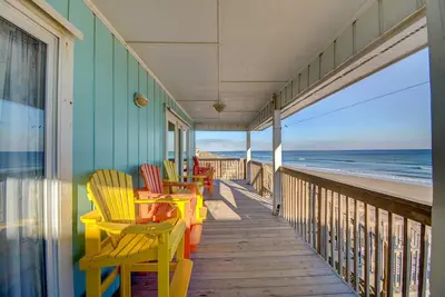 Image de \"As You Wish\" Oceanfront Home with Ground Floor Apartment & Game Room