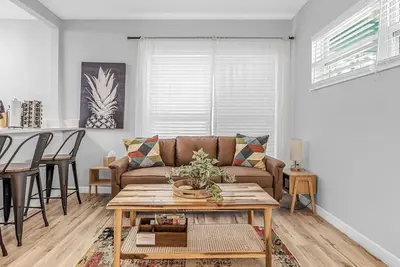 Image de Waterfront Dream w Private Pier - Walk to Beach!