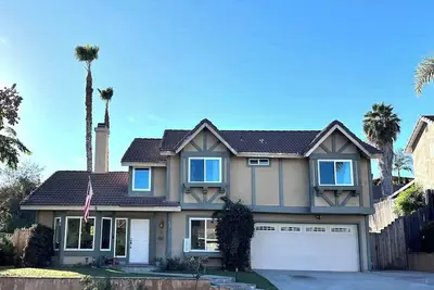 Image de Crestview Oceanside Retreat with Yard & Pets