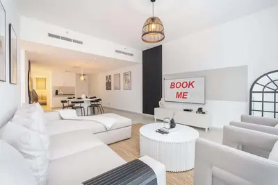 Image de Exquisite 3-Bedrooms at Marina Terrace with Striking views of Dubai Marina!
