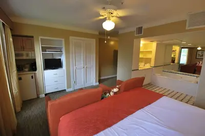 Image de Hyatt Sunset Harbor 1-bedroom suite w/Ac, WiFi, Pool, Walk to Duval & Mallory