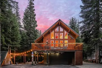 Image de 4br Retreat w/ Creek & Firepit | Hike, Bike & Fish
