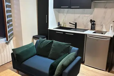 Image de cosy studio, entièrement rénové