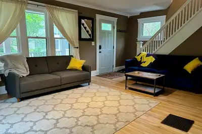 Image de Charming Craftsman Home in Downtown Ann Arbor