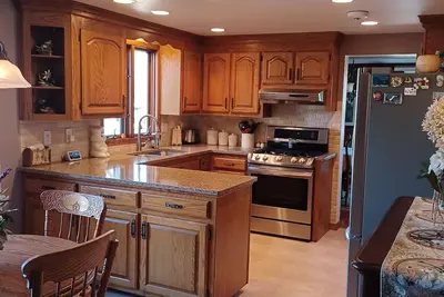Image de Spacious 4-bed/2bath house in Green Bay within walking distance to Lambeau Field
