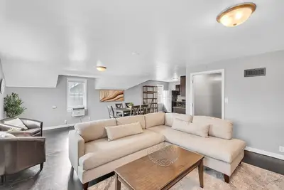 Image de The Loft 3br Apartment with Scenic Deck