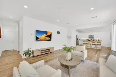 Image de Family-Friendly Home Near Airports, Perfect 4 You!