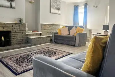 Image de 3 chambres à coucher à Port Talbot, Wales