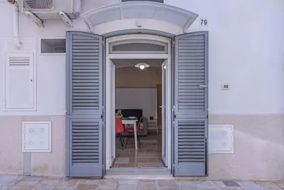 Extravacanza Dipinto di Red