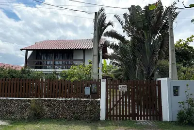 Image de Sea Refuge | House on the Sand.