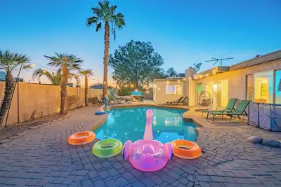 Image de Large Pool, Gameroom, and HotTub in Beautiful Scottsdale