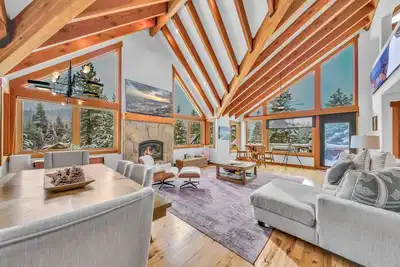 Image de Stunning Mountain Gem with Hot Tub Near Palisades